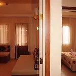 Yesiloez 度假村 锡德