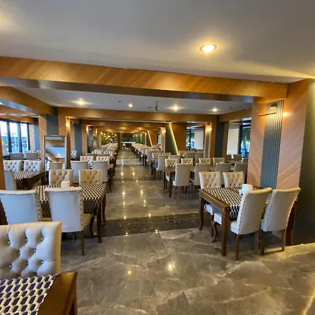 Курортный комплекс Yesiloez 4*