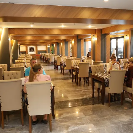 Yesiloez Üdülőközpont Side